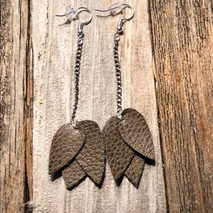Leather earrings